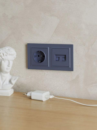 Рамка 2-м IP44 BRITE РУ-2-БрМ-44 маренго IEK BR-M22-44-K35