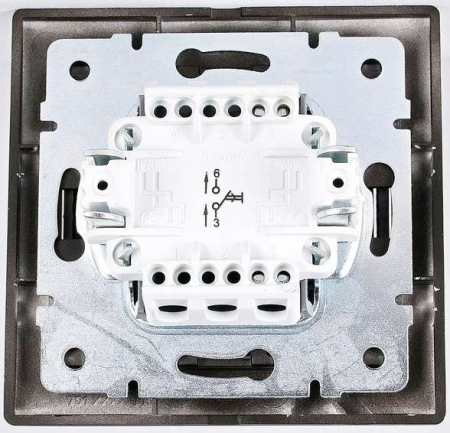 Рамка 4-м Мира горизонтальная черн. бархат LEZARD 701-4200-149